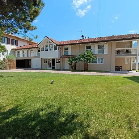 La Barchessa Loft & - Free Parking بيت ضيافة 3*