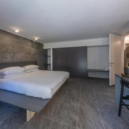 La Barchessa Loft & - Free Parking Guest house