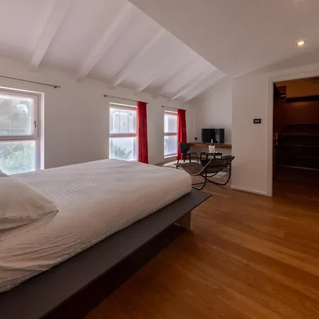 Guest house La Barchessa Loft & - Free Parking Trento