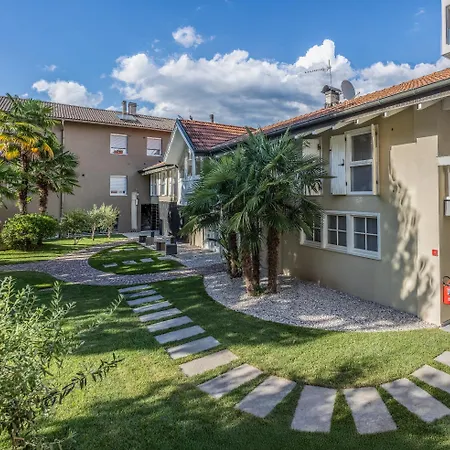 بيت ضيافة La Barchessa Loft & - Free Parking