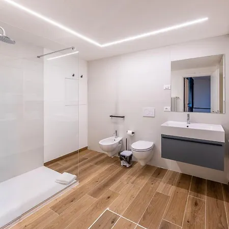 بيت ضيافة La Barchessa Loft & - Free Parking ترينتو