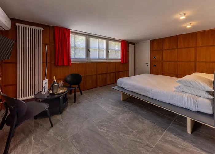 La Barchessa Loft & - Free Parking בית הארחה טרנטו